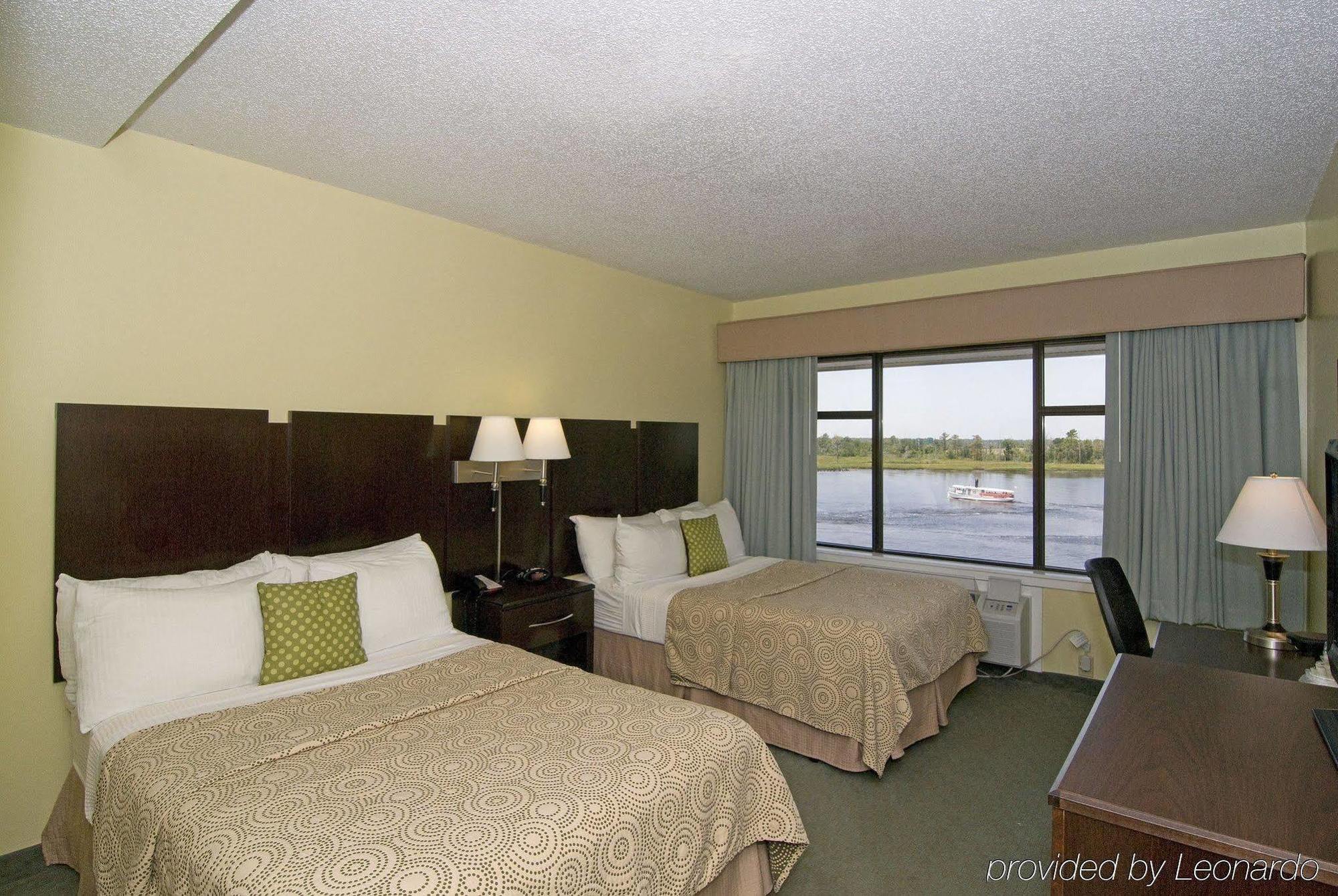 Best Western Plus Coastline Inn Wilmington Exterior foto